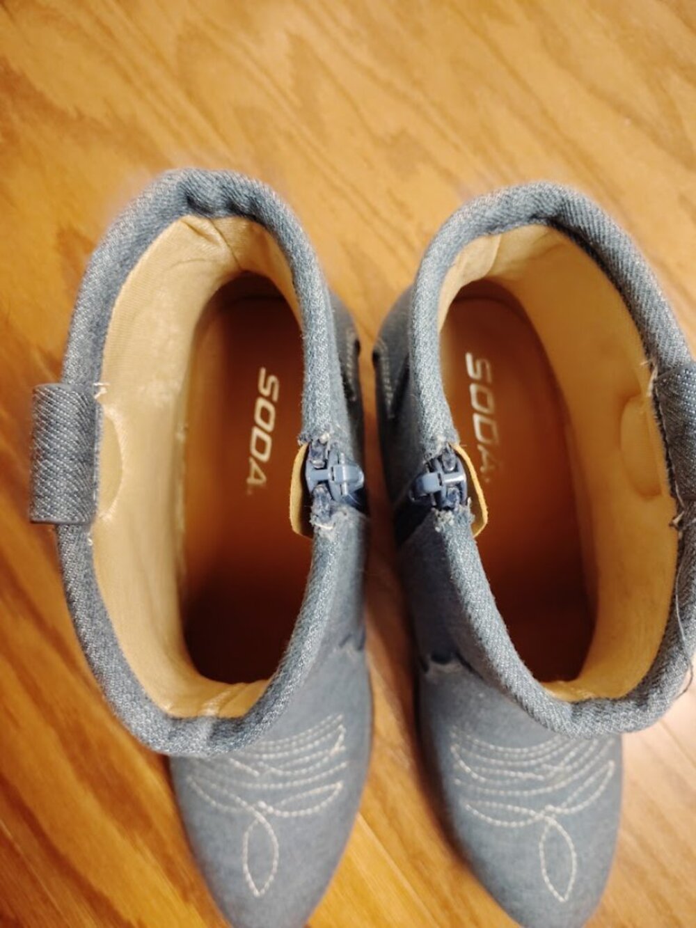 SODA Women's Denim Blue Boots sz 8 - Picture 6 of 9